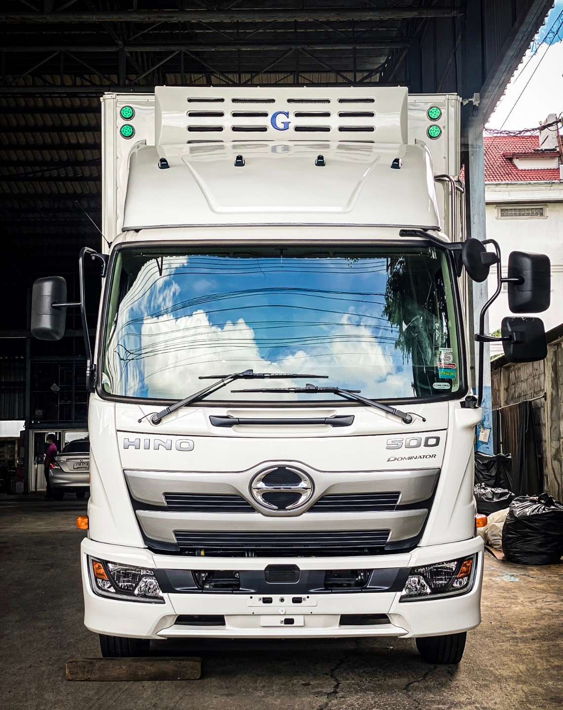 hino