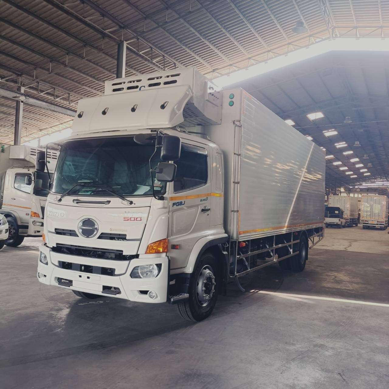 hino